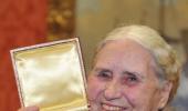 Nobel-winning author Doris Lessing passes away at 94