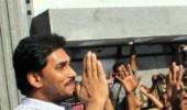 Police consider forcibly ending Jagan Reddy's indefinite fast