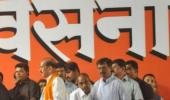 Shiv Sena workers force Manohar Joshi to leave Dussehra rally