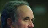 Mark Tully denies writing hate content on Sonia