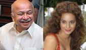 Home minister Shinde dances to filmy tune on blast day. BOO him!