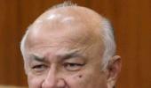 We will give a fitting reply to Pakistan: Shinde