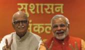 Modi asks BJP workers to ensure Advani's victory