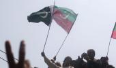 Fearing civil disobedience, Pak govt to hold dialogue with protesters