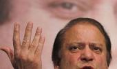 Pak standoff continues, Khan, Qadri adamant on Sharif's ouster