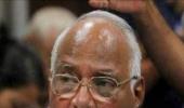 Pawar takes U-turn, slams Modi for Gujarat riots