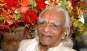 Petition: Why B K S Iyengar deserves the Nobel Peace Prize!