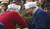 Arvind Kejriwal calls off dharna; two cops sent on leave