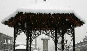 FREEZE FRAME: White-out in Kashmir Valley, again