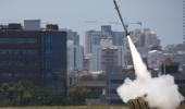 Israel resumes air strikes on Gaza as ceasefire fails