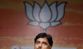 Minister Gopinath Munde killed in road accident