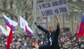 Crimea votes to split from Ukraine, join Russia