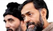 AAP leaders bicker, Yogendra Yadav and Jaihind quit posts