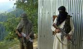 Pak militants behead man in full public view