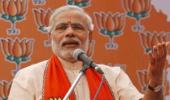 Modi connects with fishermen on final day of Maha campaign