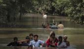 Pakistan flood death toll crosses 300