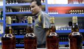 Police begin enforcement of liquor ban in Kerala