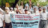 Former service chiefs appeal to Prez on OROP