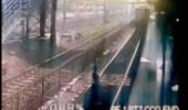 Alert motorman saves girl attempting suicide on Malad rail tracks