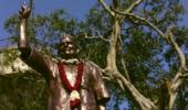 Ahmed Patel dedicates Indulal Yagnik's statue in Ahmedabad