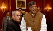 This Nobel is for all Indians: Satyarthi gifts medal to Rashtrapati Bhavan