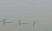 Dense fog in Delhi, 30 flights, 55 trains delayed