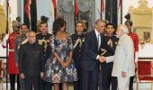 PHOTOS: For Obamas, it was handshakes and smiles @ prez banquet