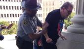 No love lost: Photo of black cop helping white supremacist goes viral