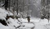 Valley of snow: Kashmir witnesses heavy snowfall, roads blocked