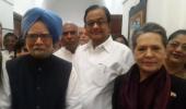 'Hand' that rocked Rao's boat after conviction stays by Manmohan