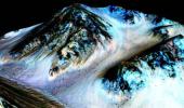 Stunning PHOTOS: There's flowing water on Mars