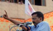 Kejriwal dares BJP to arrest Sonia Gandhi in chopper scam