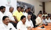 Kapu leader ends fast for quota after government's 'assurance'