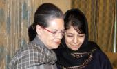 Sonia meets Mehbooba to offer condolences, stirs political circles