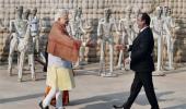 Modi greets French President Francois Hollande at Chandigarh's Rock Garden