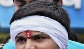 Hardik Patel's appeal to Guj's protesting Dalits: Be non-violent