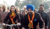 Sidhu to campaign for AAP, wife to contest Punjab polls