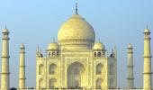 SC expresses concern over change of colour of Taj Mahal