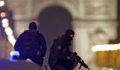 Islamic State behind Paris attack which kills 1 cop, injures 2 others