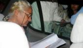 Medha Patkar arrested on her way to Dhar, sent to jail