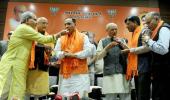 After early jitters, BJP set to retain power in Gujarat