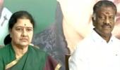 'Paneerselvam should chargesheet Sasikala'