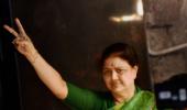 Sasikala attacks 'betrayer' Panneerselvam, says he won't go unpunished