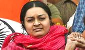 Can Jaya's niece spoil Sasikala's party?