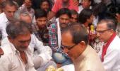 Shivraj visits Mandsaur, meets families of farmers killed in police firing