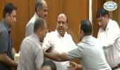 BJP's Vijendra Gupta marshalled out of Delhi assembly