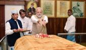 PM wraps up Myanmar trip with visit to Bahadur Shah's grave, puja at temple