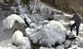 Cold wave intensifies in Kashmir; Leh shivers at minus 17.1 Celsius