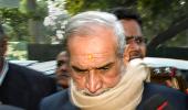 Sajjan Kumar surrenders, sent to jail to serve life sentence