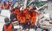 832 killed in Indonesia quake, tsunami; toll could rise to 'thousands'